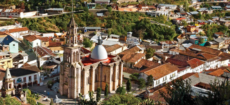 Travelzone te invita a visitar. Angangueo, Michoacán.