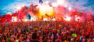 Travel Zone te invita a vivir, TomorrowWorld.