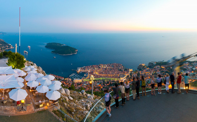 Vistas de Dubrovnik desde el monte Srd, Croacia.